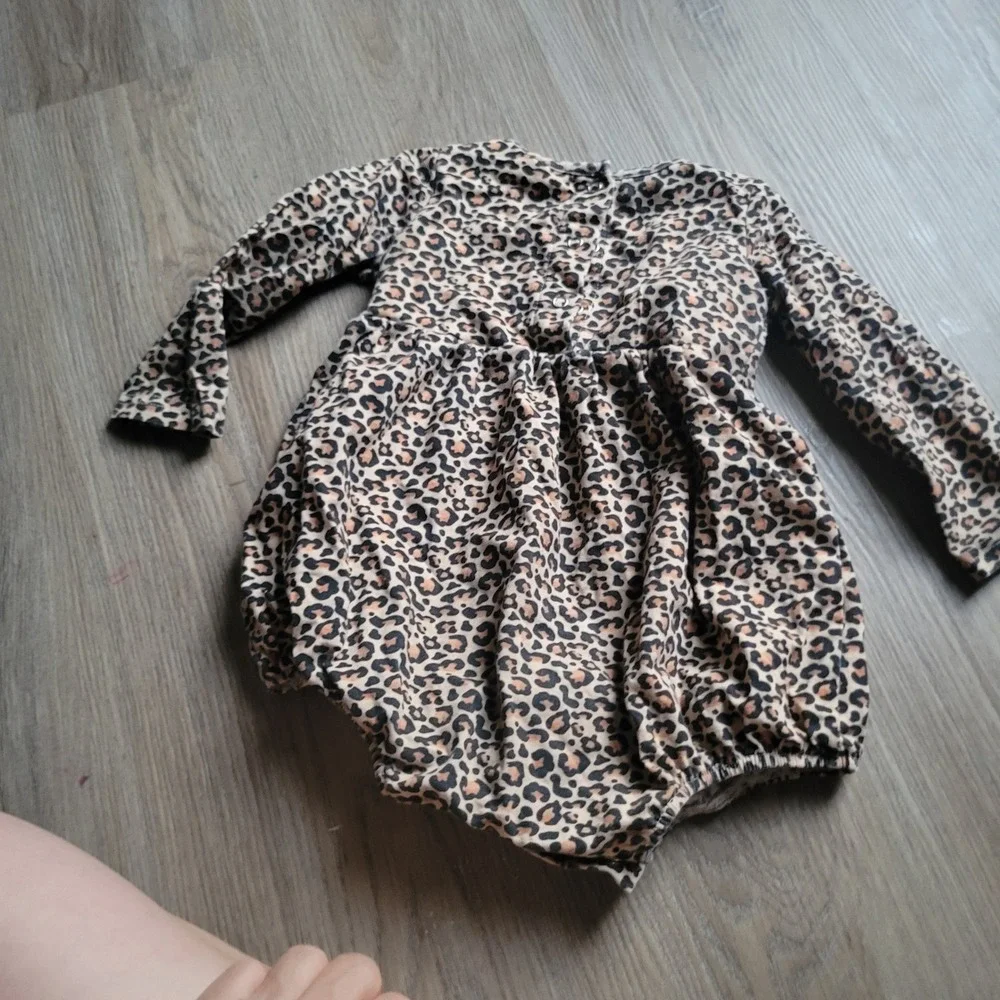 Swoon Baby Romper Girls 18-24M Brown Leopard Print Long Sleeve Bubble SBF2315